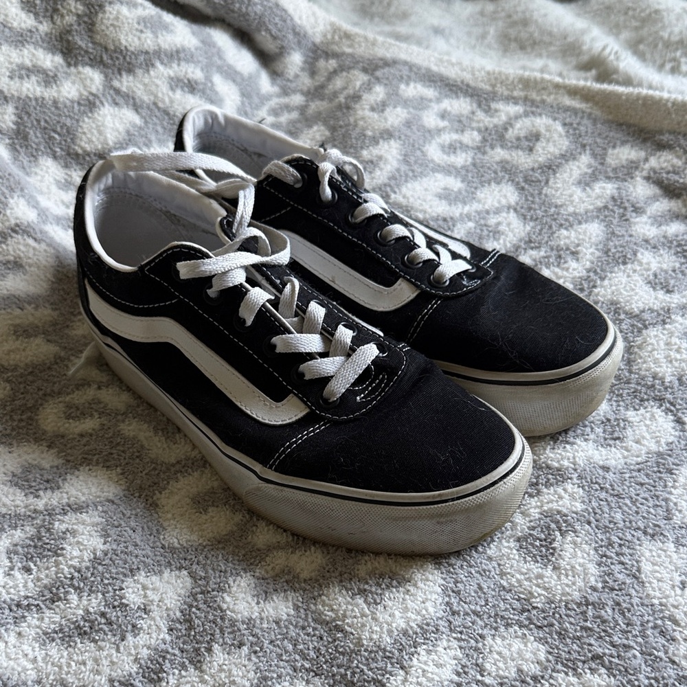 Platform woman’s vans